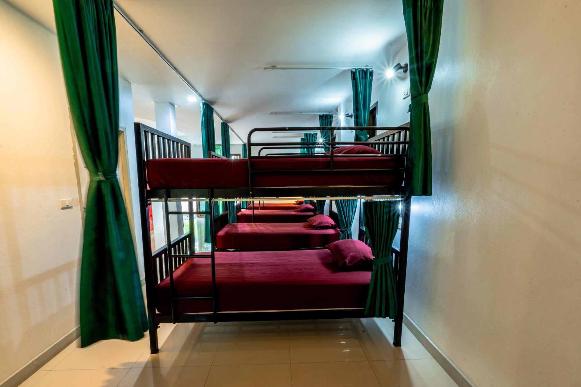 Hostal Samui Backpacker *