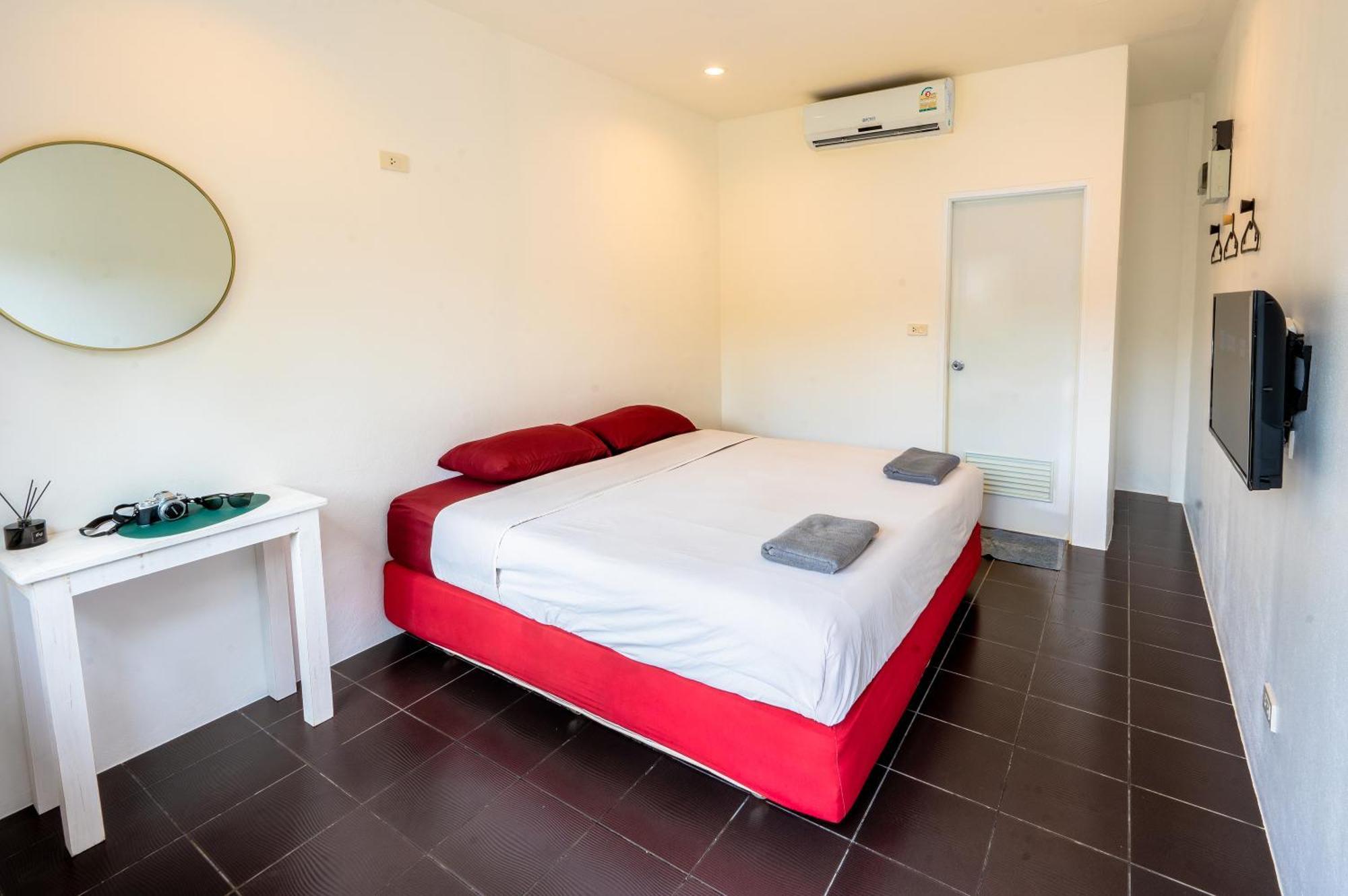 Samui Backpacker Hostal *